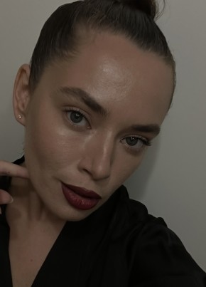 Юля из Владивостока 27 лет