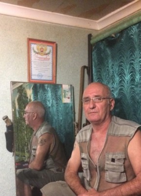 Виктор, 64, Россия, Армавир