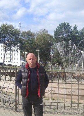 Владимир, 43, Россия, Оха