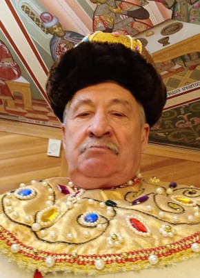 Михаил из Москвы 62 года