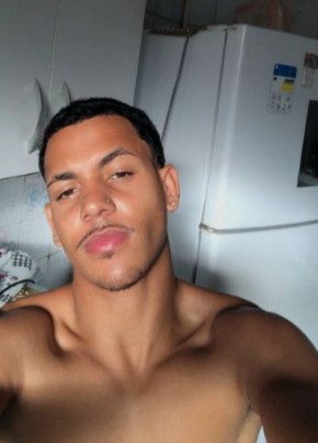 Luiz Henrique из Jardim 18 лет