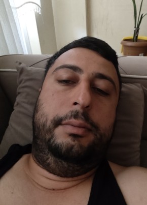 Mustafa из Kahramanmaraş 32 года