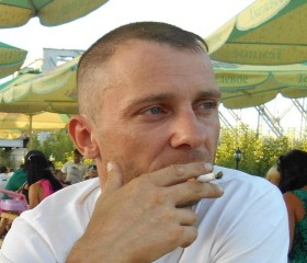 Евгений, 46 лет, Саратов