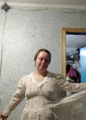 Екатерина, 32, Россия, Сюмси