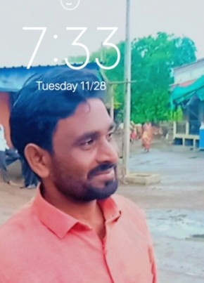 Samsher tadavi, 36, India, Jālgaon
