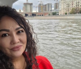 Madina, 44, Moscow