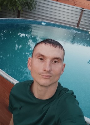 Сергей из Светлограда 32 года