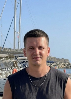 Андрей