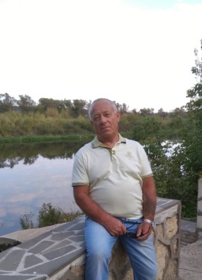 Александр из Воронежа 70 лет