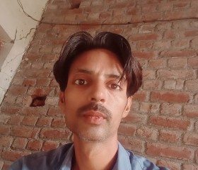 Bilal, 40, Pindi Bhattian