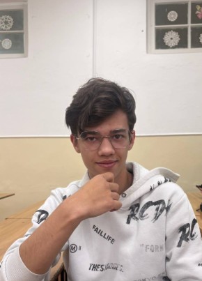 Тамерлан из Моздока 18 лет