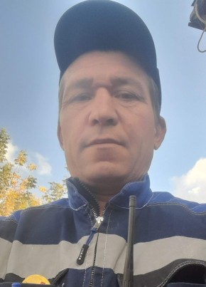 Игорь из Ядрина 43 года