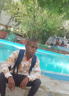 Ahmed, 27, Tanzania, Dar es Salaam