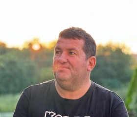Slavisa, 48, Belgrade