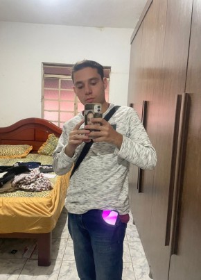 Alexandre August из Contagem 22 года