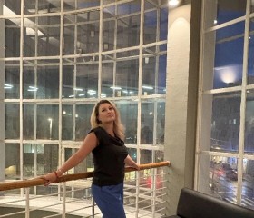 Oksana, 42, Moscow