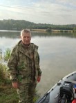 Oleg, 55, Moscow