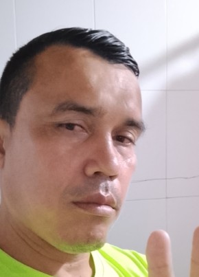Sergio Jaimes из Barranquilla 43 года