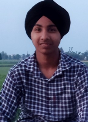 Noor, 18, India, Amritsar