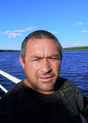 Анатолий, 40, Россия, Сургут