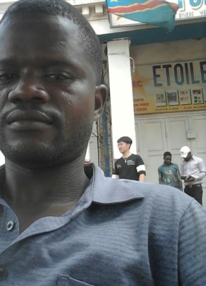 Emery Deaf, 36, République démocratique du Congo, Élisabethville