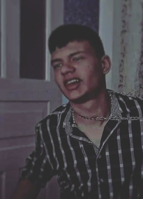 Komarov, 23, Russia, Moscow