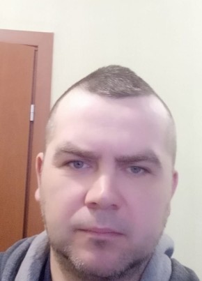 Олег, 38, Україна, Вараш