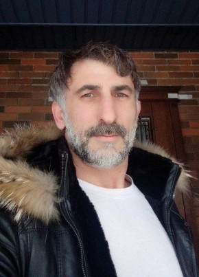 Магомед из Красногорска 48 лет