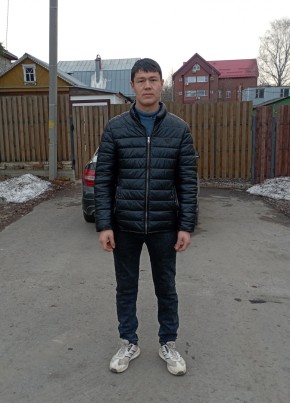 Иномжон, 24, Россия, Медынь