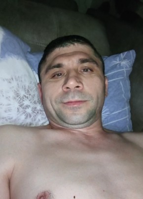 Д