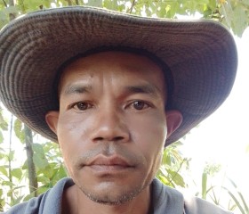 Parthuan Somwas, 44, Bangkok