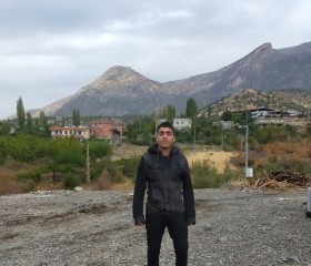 Hakan Elçi, 21 год, Hakkari