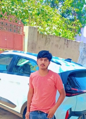 Kabir, 22, India, Gorakhpur (State of Uttar Pradesh)