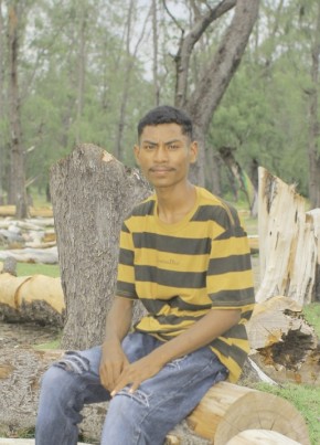 Nando, 18, Indonesia, Kefamenanu