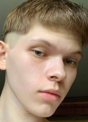 Паша из Домодедово 24 года