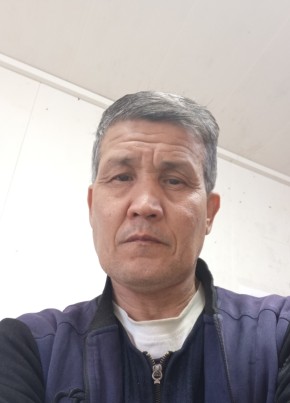 Адил Махамбетов из Евпатории 48 лет