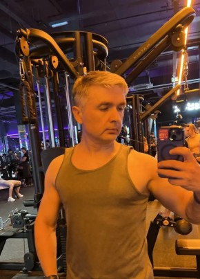 Михаил из Новосибирска 44 года
