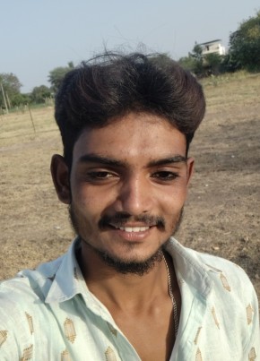 Siraj, 18, India, Aurangabad (Maharashtra)