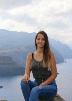 Iolanda , 23, República Portuguesa, Funchal
