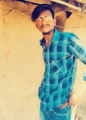 Pankaj Makhodiya, 20, India, Jhābua