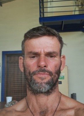 Leandro, 41, República Federativa do Brasil, Caçapava