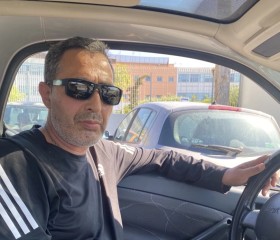 Artur iraklidis, 50, Irakleion