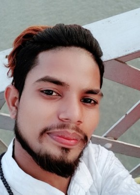 Sherkhan Ansari, 20, India, Mumbai
