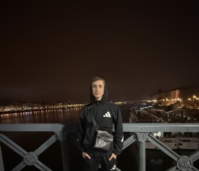 Nazar, 18, Budapest