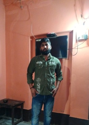Vivek Singh, 25, India, Mumbai