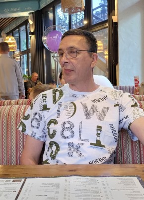 Александр из Коломны 53 года