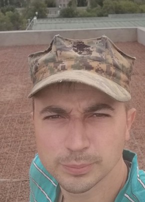 Виталий, 35, Россия, Суровикино