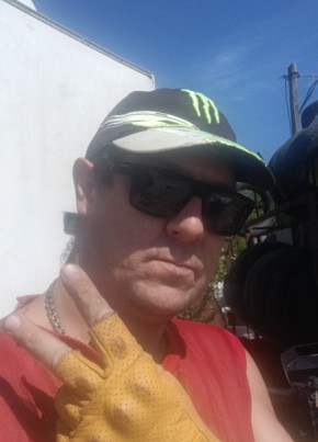 Юрий из Новосибирска 42 года