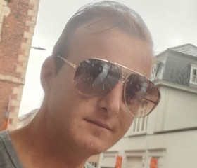 Infinitul, 29, Wetteren