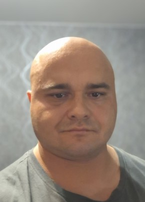 Максим из Самары 39 лет